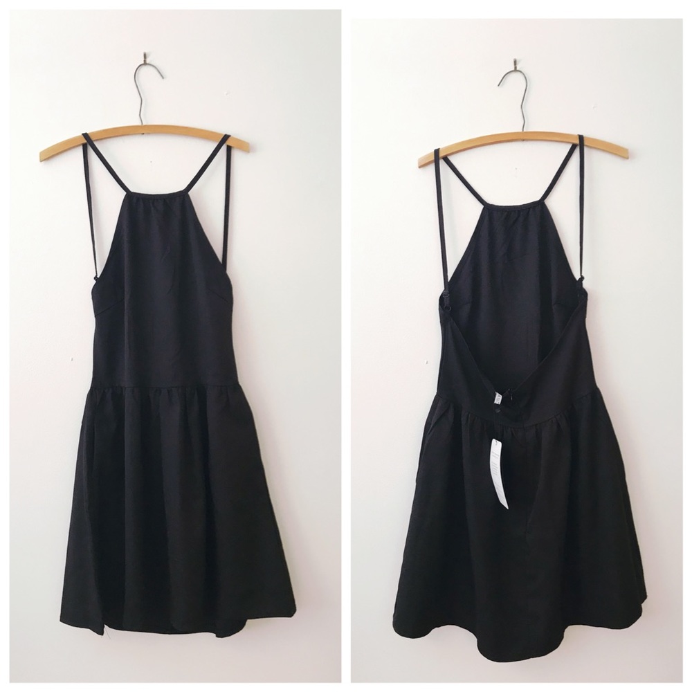 LAST CHANCE 🌠 Little black dress - with pockets!